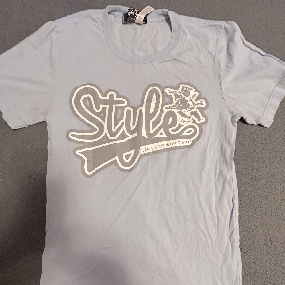 STYLE GODS | baby blue tshirt